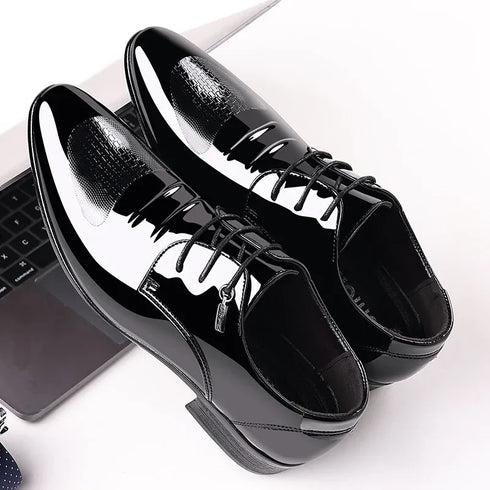 Elegant Oxford Leather Shoes for Men - Breathable and Comfortable Formal Flats for Office, Weddings, and Daily Wear - Perfect Plus Size Business Footwear with Pointed Toe Design